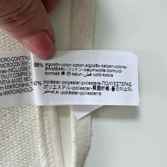 Zara Stylish White and Gold Sleeveless Blouse - Picture 13 of 15